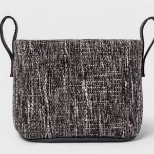 threshold storage basket